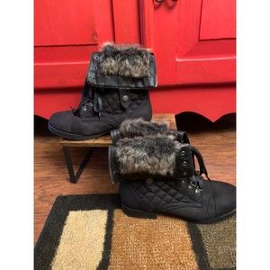 Just Fab Fur Trimmed Size 10 Boots Booties Black Quilted Look Worn One Time EUC